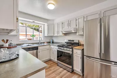 105 Bayview Street, San Rafael, CA 94901 - Photo 7