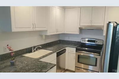 100 Thorndale Drive #327, San Rafael, CA 94903 - Photo 7