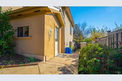 5304 Ravenridge Place, Fairfield, CA 94534 - Photo 71