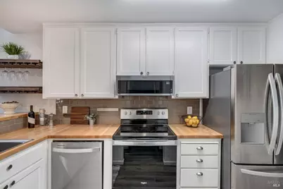 14094 Sosna Way, Guerneville, CA 95446 - Photo 11