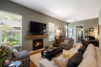 806 Chiles Avenue, Saint Helena, CA 94574 - Photo 5