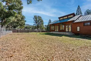 10185 East Rd, Redwood Valley, CA 95470 - Photo 13