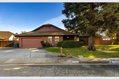 930 Monique Way, Dixon, CA 95620 - Photo 1