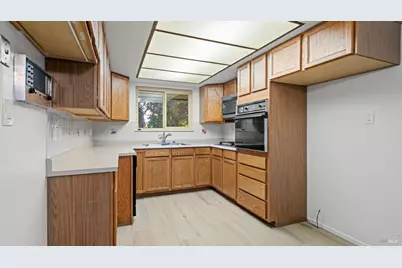 209 Begonia Boulevard, Fairfield, CA 94533 - Photo 15