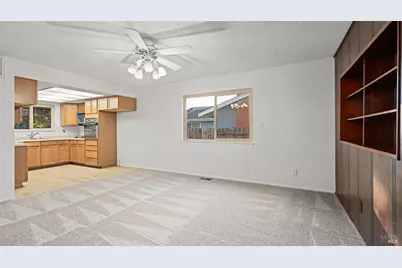 209 Begonia Boulevard, Fairfield, CA 94533 - Photo 11