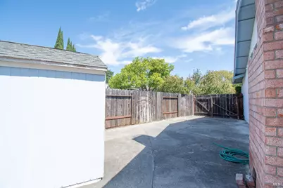 751 Hillcrest Court, Fairfield, CA 94533 - Photo 35