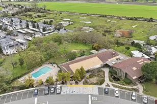 15 Scenic Dr, Novato, CA 94949 - Photo 43