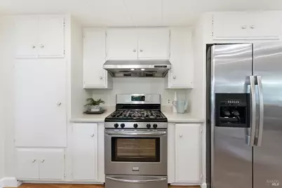 15 Scenic Drive, Novato, CA 94949 - Photo 17