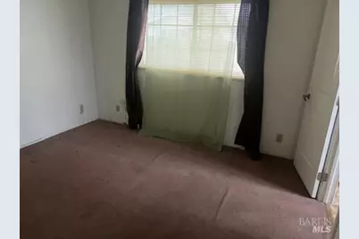 136 Clark Way, Vacaville, CA 95687 - Photo 9