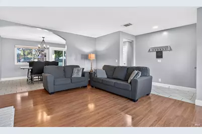 1125 Merrill Court, Dixon, CA 95620 - Photo 9