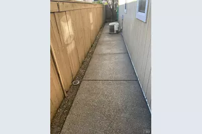 9131 Benny Goodman Way, Windsor, CA 94952 - Photo 23