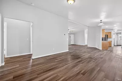 24 Leisure Park Circle, Santa Rosa, CA 95401 - Photo 9