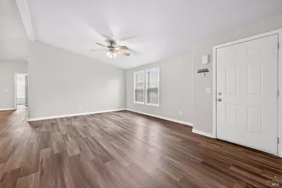 24 Leisure Park Circle, Santa Rosa, CA 95401 - Photo 7