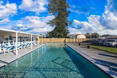 24 Leisure Park Circle, Santa Rosa, CA 95401 - Photo 43