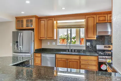 99 San Benito Way, Novato, CA 94945 - Photo 5