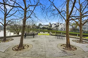 94 Mariners Cir, San Rafael, CA 94903 - Photo 39