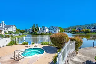 94 Mariners Cir, San Rafael, CA 94903 - Photo 35