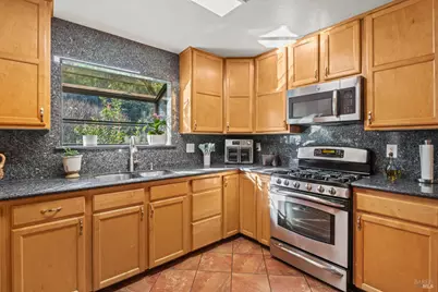 8400 Cave Creek Road, Redwood Valley, CA 95470 - Photo 9