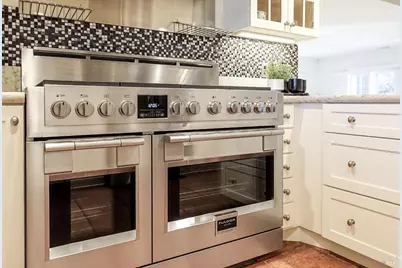 829 Las Pavadas Avenue, San Rafael, CA 94903 - Photo 21