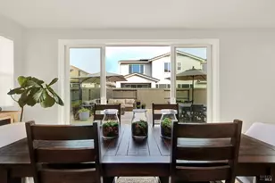 612 Periwinkle Dr, Vacaville, CA 95687 - Photo 47