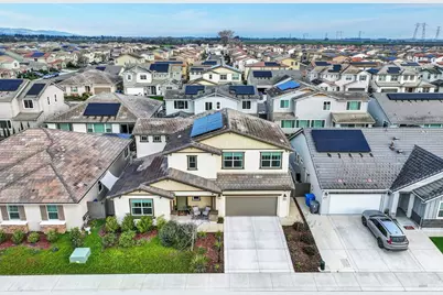 612 Periwinkle Drive, Vacaville, CA 95687 - Photo 5