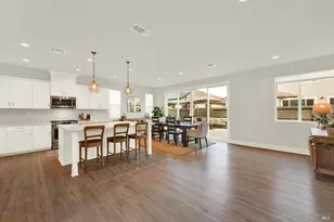 612 Periwinkle Dr, Vacaville, CA 95687 - Photo 27