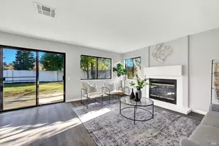 251 Woodstock Cir, Vacaville, CA 95687 - Photo 21