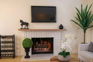 1118 Marina Dr, Napa, CA 94559 - Photo 11
