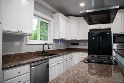 504 Palms Drive, Martinez, CA 94553 - Photo 9