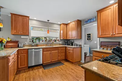 6381 San Francisco Court, Rohnert Park, CA 94928 - Photo 19