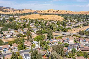 3265 Arroyo Dr, Fairfield, CA 94533 - Photo 91