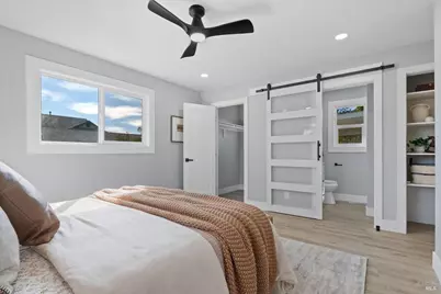 131 Healdsburg Avenue, Cloverdale, CA 95425 - Photo 11