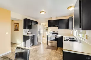 401 Shoveller Dr, Suisun City, CA 94585 - Photo 13