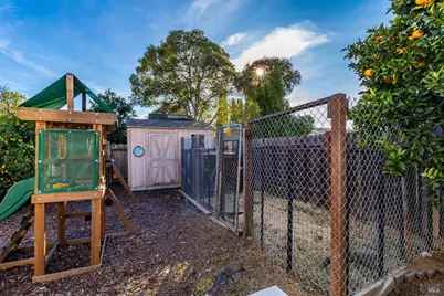 401 Shoveller Drive, Suisun City, CA 94585 - Photo 43