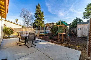 401 Shoveller Dr, Suisun City, CA 94585 - Photo 37