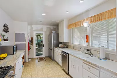 2089 W Park Avenue, Napa, CA 94558 - Photo 19