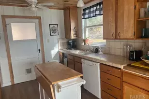 12605 Lakeshore Dr, Clearlake, CA 95422 - Photo 19