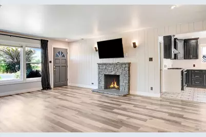 377 W Spain Street, Sonoma, CA 95476 - Photo 3