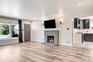 377 W Spain St, Sonoma, CA 95476 - Photo 3