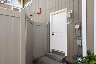 2123 W Steele Ln, Santa Rosa, CA 95403 - Photo 25