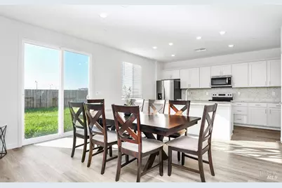 681 Shefford Drive, Vacaville, CA 95687 - Photo 9