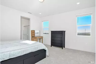 681 Shefford Drive, Vacaville, CA 95687 - Photo 17