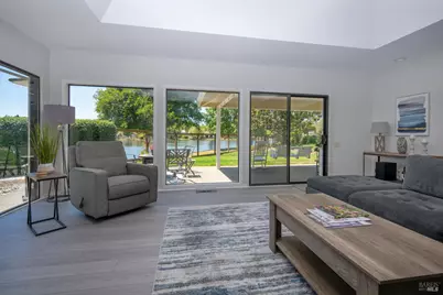 9636 Lakewood Drive, Windsor, CA 95492 - Photo 5