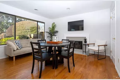 9636 Lakewood Drive, Windsor, CA 95492 - Photo 23