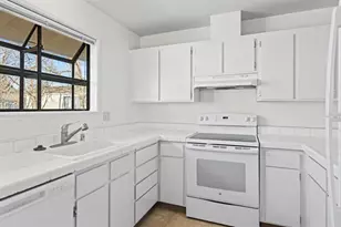 900 Southampton Rd, Benicia, CA 94510 - Photo 3