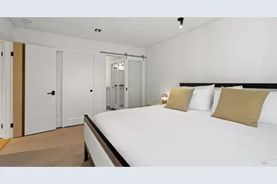 34 Schooner Court, Richmond, CA 94804 - Photo 15