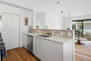 34 Schooner Ct, Richmond, CA 94804 - Photo 13