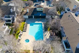 34 Schooner Ct, Richmond, CA 94804 - Photo 25