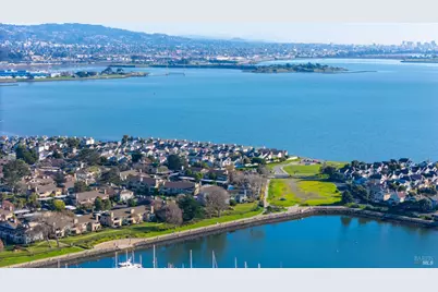 34 Schooner Court, Richmond, CA 94804 - Photo 41