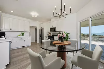 19285 Ravenhill Road, Hidden Valley Lake, CA 95467 - Photo 23